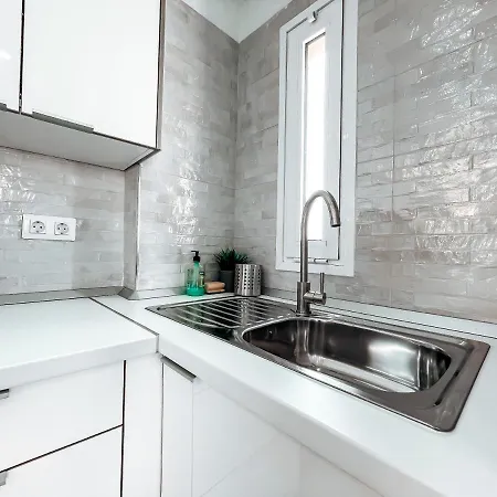 Shiny Next To The Апартаменты *